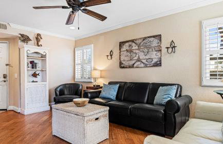 Close to Beach w Patio Resort Amenities The Point at Corniche by AvantStay STR16-0458 - Foto 12