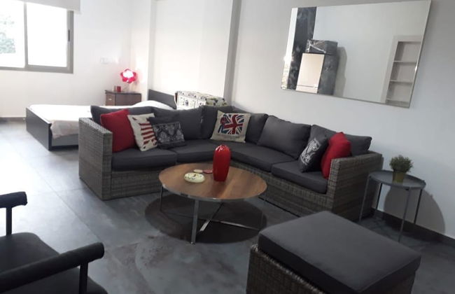Fully Furnished and Equipped Studio in Dbayeh With Perfect Location - Foto 11
