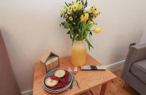 Evening Star Engine Shed - Photo 5