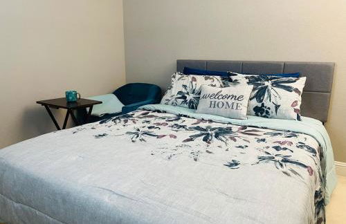 Placid Vibe Spacious 7-BR with Free Parking - Foto 11