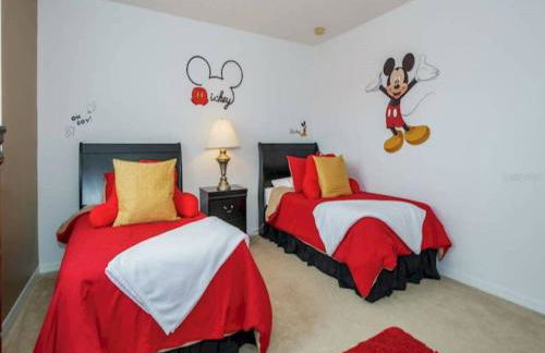 Beautiful 5 Bedroom Viola Pool Home - Foto 9