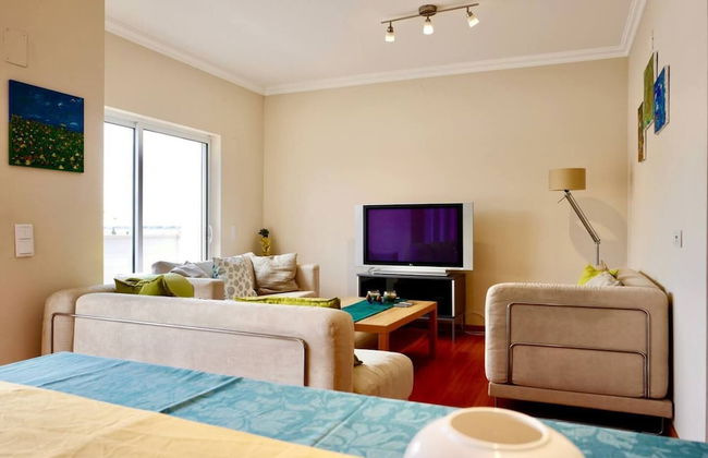 3-bed Apartment in Town Centre With Beach Access! - Foto 6