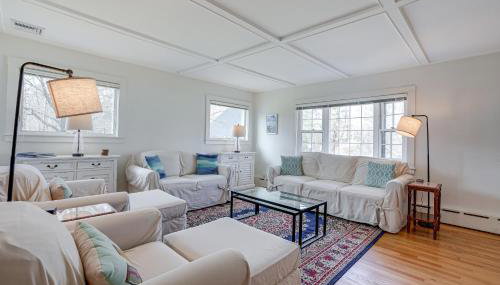 1 Mi to Beach! Family Gloucester Gem with Yard - Foto 4