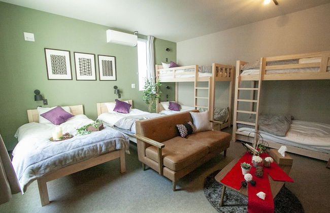 UCHI Living stay ekolu - Photo 1