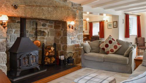 Prideaux Cottage - Photo 3