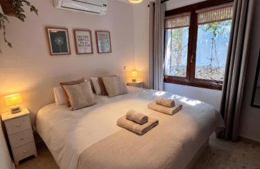 Casa el Montcel, a unique chalet with roofterrace and shared pool - Photo 47