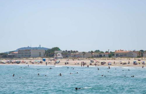 Charmante Maisonnette avec Piscine près de la Plage, Parking, et Animaux Acceptés - FR-1-387-103 - Photo 15