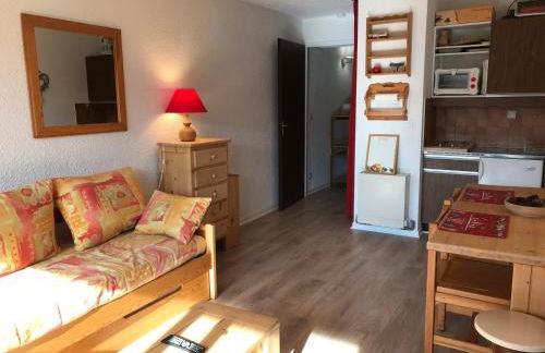 Studio au pied des pistes avec balcon Corrençon-en-Vercors - FR-1-515-99 - Foto 6