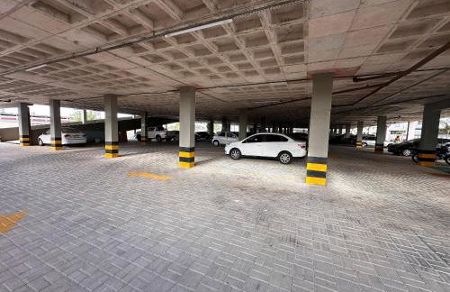 Apartamento na praia, 2 quartos e área de lazer - Foto 33