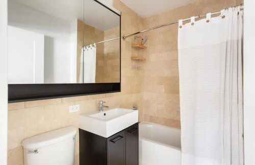 FiDi 1br w lounge gym nr Freedom Tower NYC-1138 - Foto 12