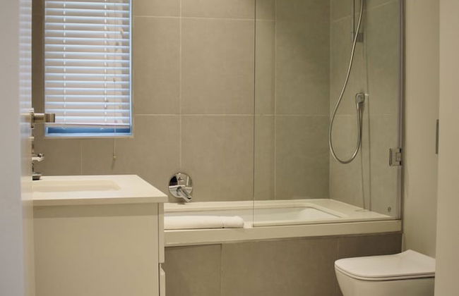 Axis Luxury Apartments by Century City Hotels - Foto 9