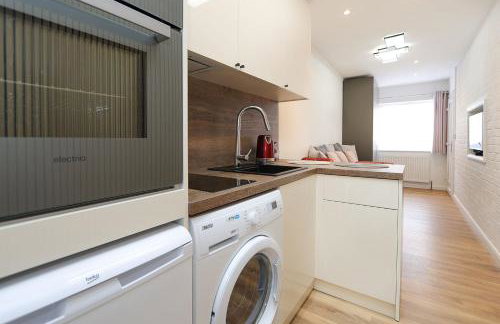 Peaceful and Novel Place to Stay - Photo 3