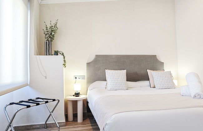 AZZ Sevilla Torre de la Plata - Foto 24