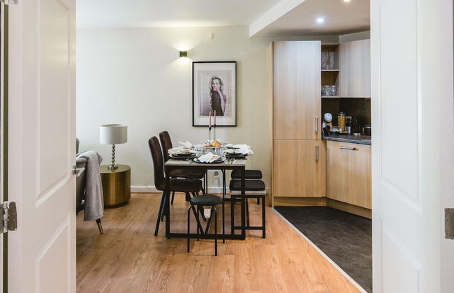 Luxe Living in a 2-bedroom Canary Wharf Haven - Foto 26