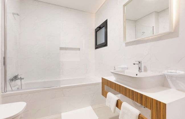 Correeira Luxury Residence T2 J - Albufeira, Pools, Wifi, Bbq, Beach - Photo 13