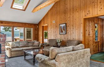 Lake house w/ indr pool and jacuzzi - Foto 62