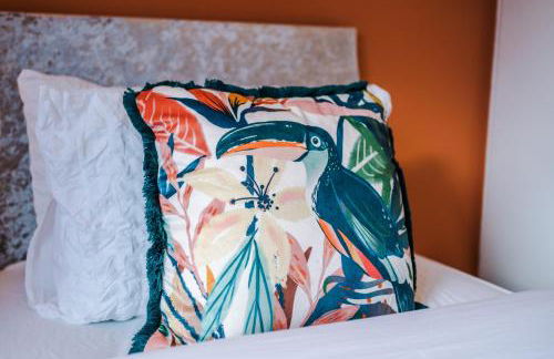 3 Bedroom! 3 Toilets! Contractors and Groups! Free Parking! Driveway! NEW BUILD HOUSE! - Foto 58