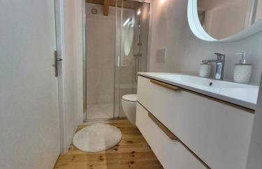 Beautiful Plomari Cottage - Photo 13