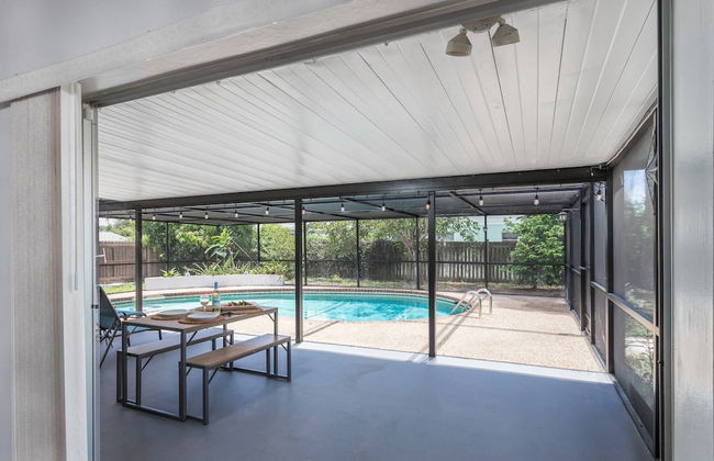 Playful Dolphins Pool Home - Foto 13