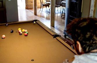 Luxurious Log Cabin with Game Room & Fireplace near Princeton in New Hope, Pennsylvania - Foto 65