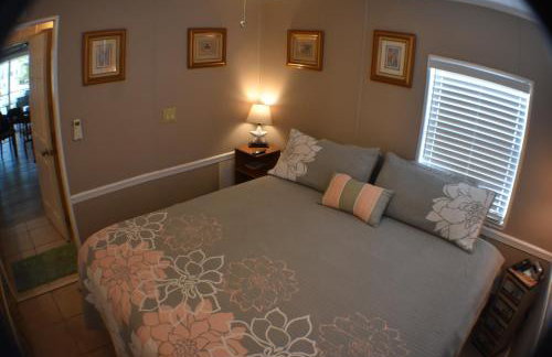 Pelican's Roost, Waterfront comfort at Venture Out - Foto 16