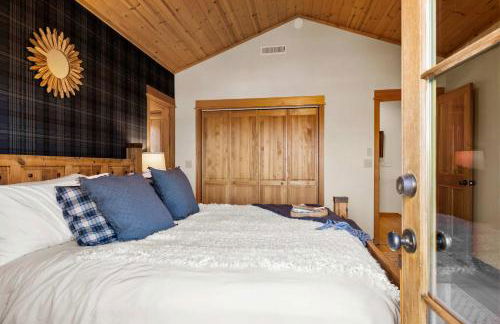 New Build Walk to Sisters Arcade Peloton Fire Pit - Foto 25