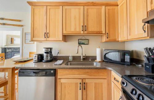 HISTORIC COMFY CONDO- Heart of Ellicottville, Self Checkin - Foto 6