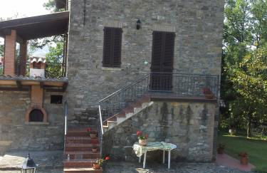 A fine 2 bedroom stone house in Emila - Photo 79