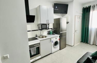 Neuwertiges Apartment mit schnellem WLAN, Netflix, Glasfaser, Kostenlose Privatparkplatz auch für Transporter geeignet R21 - Foto 10