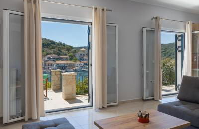 Plaka's House - Photo 12