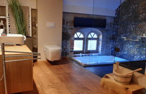 HexenburgbeiDresden Architektenwohnung mit Privatsauna, Whirlwanne, Kaminofen und noch viel mehr - Foto 4