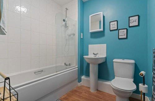 Tranquil Telford Retreat with 2 Bedrooms - Foto 34