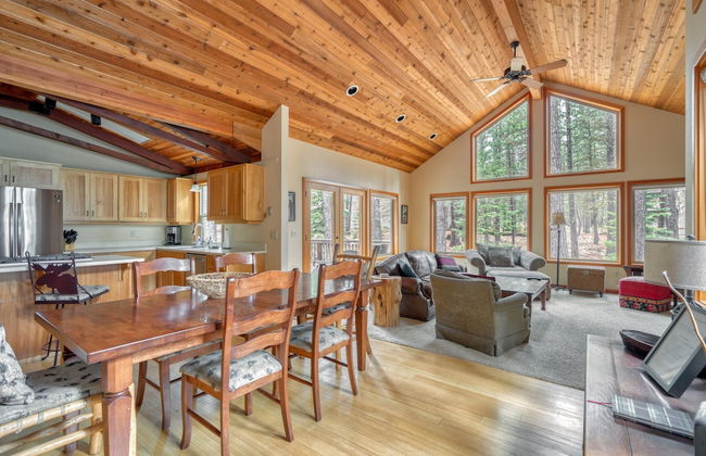 NEW Winter Retreat at Black Butte Ranch - Foto 39