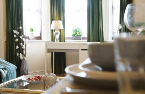 18PG Dreams Unlimited - Budget Flat w free parking - Slough Windsor Heathrow - Foto 13