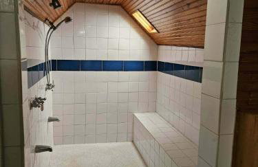 Renovated attic apartment - Foto 3