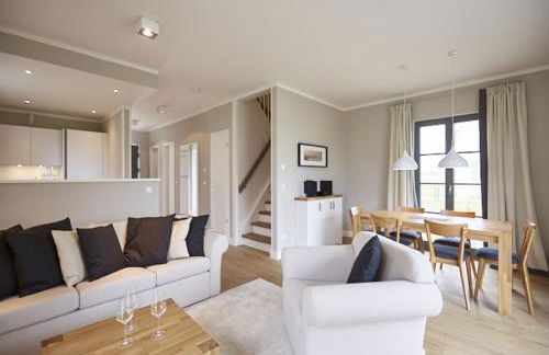 Reetland am Meer - Premium Reetdachvilla mit 3 Schlafzimmern, Sauna und Kamin E18 - Foto 2