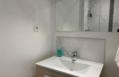 Chez Marcel T2 lumineux, proche gare - Foto 6