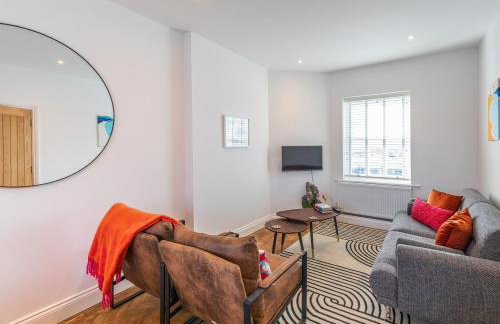 Spacious 2-Bed Flat with Panoramic Views - Foto 15