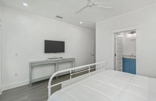 Seaspray - Pool - Sleeps 26 - Beach access! - Foto 15