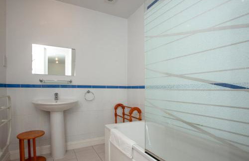 Tuckenhay, Clock Tower Cottage - Fjg - Photo 27