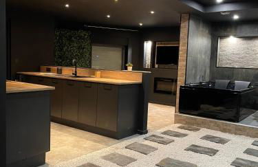 Spa & Love Exotic - Balnéo - Sauna - Parking - Foto 21