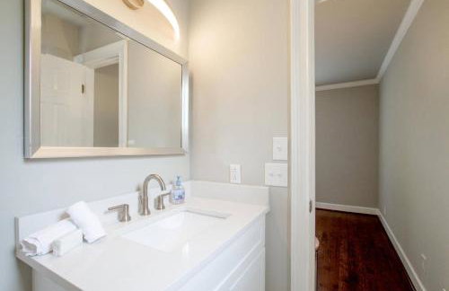 Near Vandy, 11 minsDowntown, Park Free, Fast Wifi - Foto 13