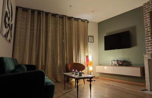 Les toits de la République - Foto 2