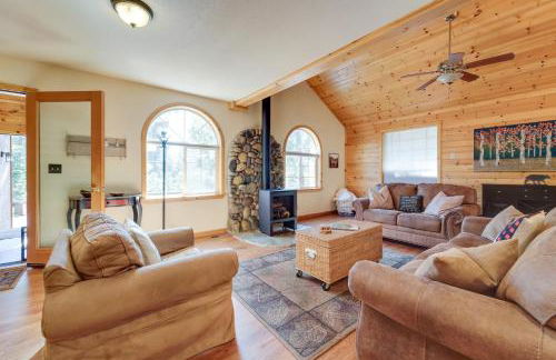4 Mi to Downhill Ski Resort! Spacious Family Haven - Foto 1