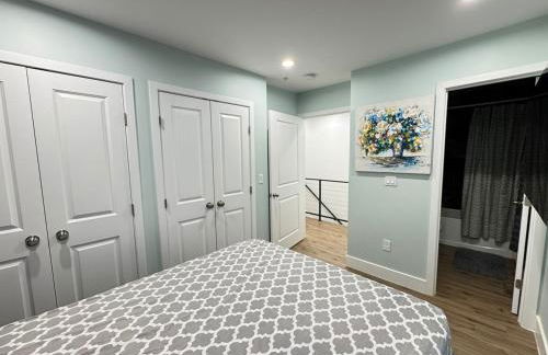 Beautiful Cozy Home in DC with Easy Parking - Photo 8