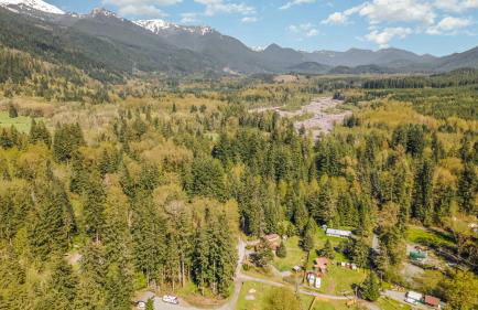 Bear’s Den Hideaway with Hot Tub - Foto 27