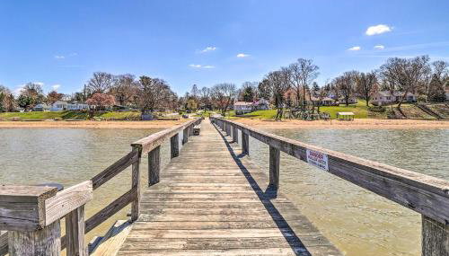 Family-Friendly Cottage, Walk to the Beach! - Foto 3