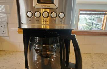 Happy Home - Cozy Retreat With Deck Near Downtown Carbondale - Foto 10