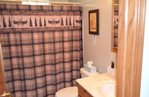 Quiet Lakeside Cabin Rental for Families just Outside of Minocqua, Wisconsin - Foto 9