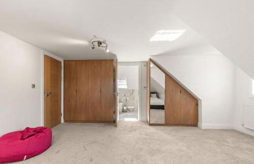 New! Trendy 5BR with Garden and Parking near Wimbledon - Foto 22